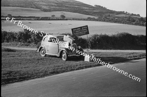 SELLING TOMATOES ON WICKLOW ROAD